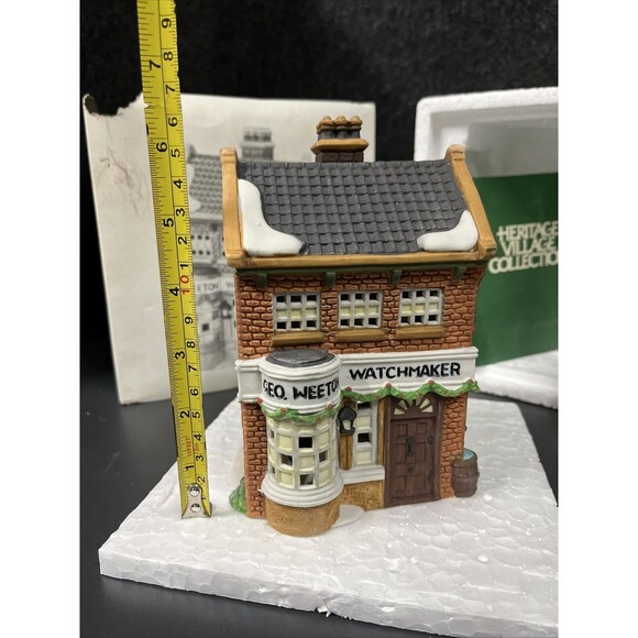 Dept  56 “GEO Weeton Watchmaker” Heritage Dickens Village Series #5926-9 W/ Box‎ - Picture 3 of 10